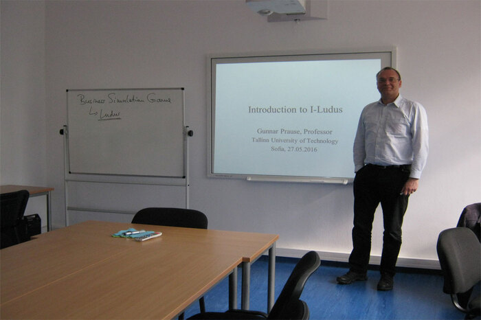 krauze-2_700x700_fit_478b24840a