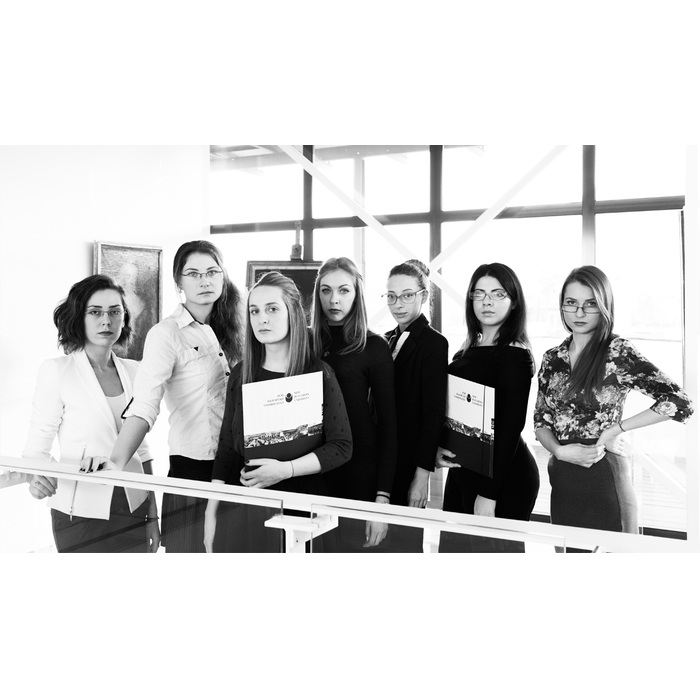 igra1_700x700_pad_478b24840a