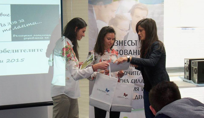 ba2_700x700_fit_478b24840a