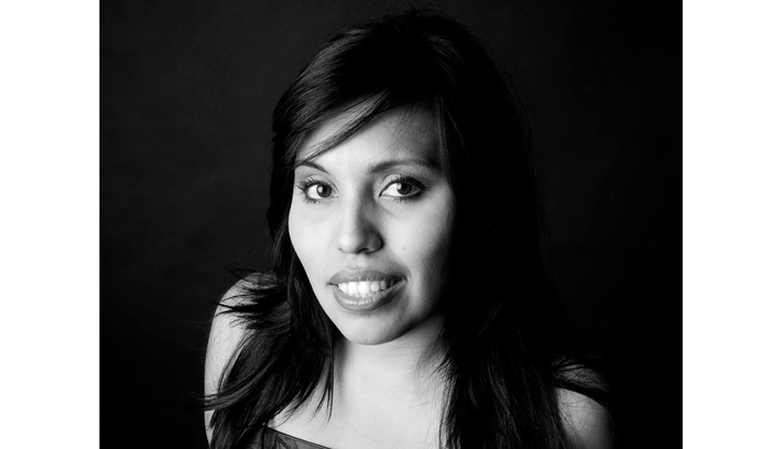 roxana-ererra-2_700x700_fit_478b24840a