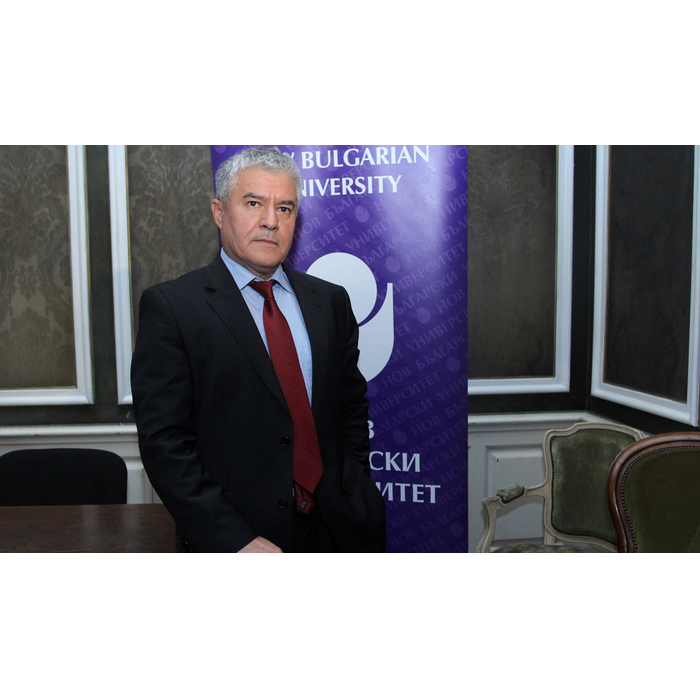 p-bochkov2_700x700_pad_478b24840a