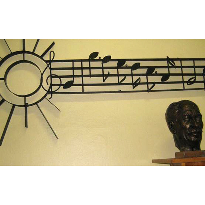 2010-11-17-036_700x700_pad_478b24840a