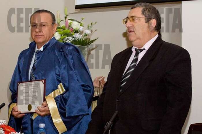 753386-l_700x700_fit_478b24840a