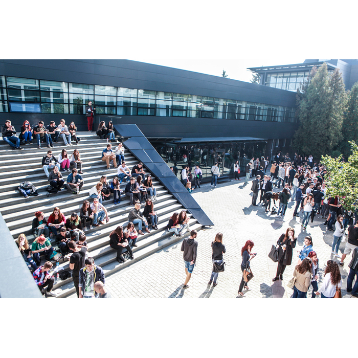 stalbi-1703_700x700_pad_478b24840a