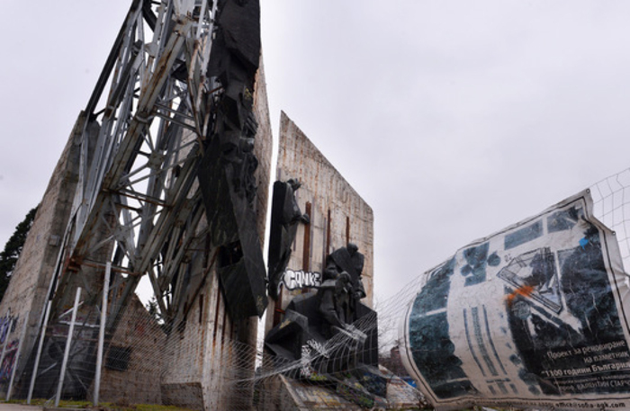 zx620y348-2543539_700x700_fit_478b24840a