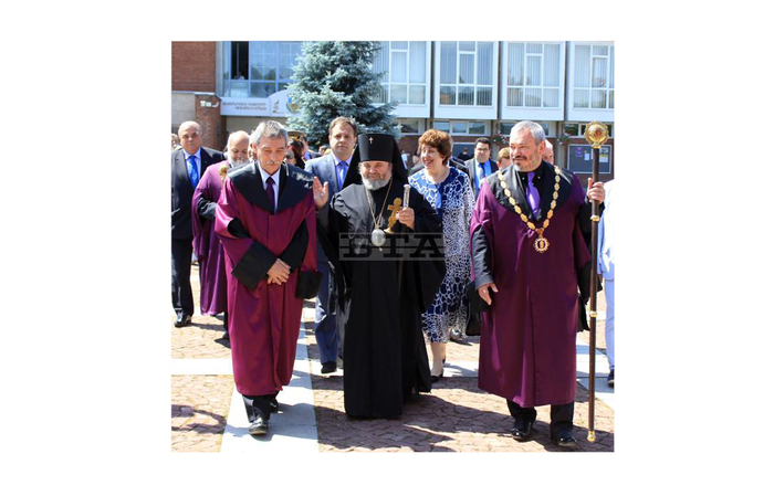 www-bta_700x700_fit_478b24840a