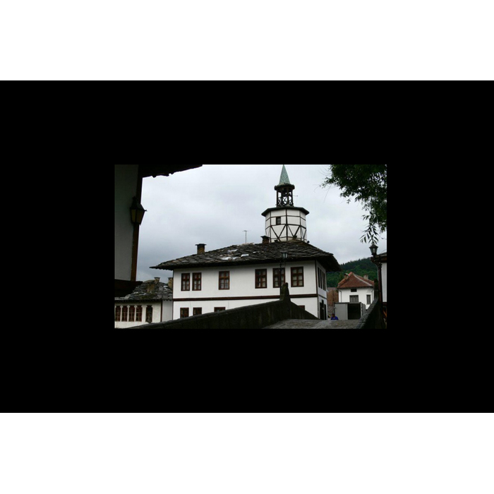 tr_700x700_pad_478b24840a