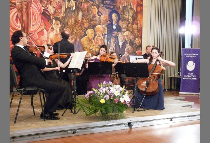 h1_700x700_fit_478b24840a