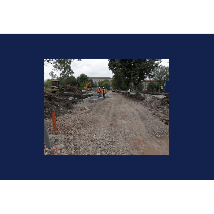 dwj_700x700_pad_478b24840a