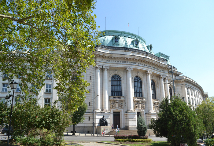 untitled-1_700x700_fit_478b24840a