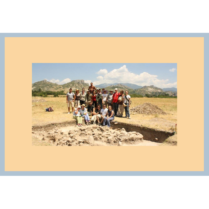 mrun_700x700_pad_478b24840a