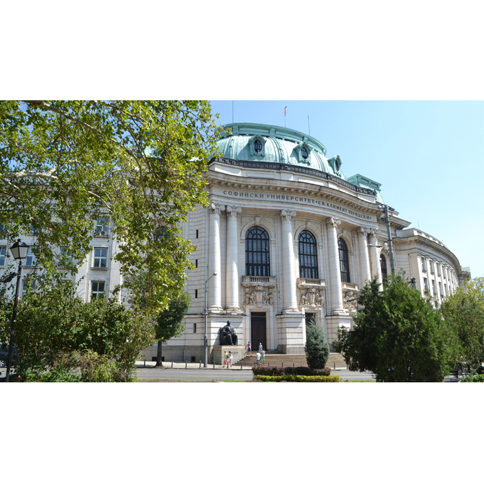 su_700x700_pad_478b24840a