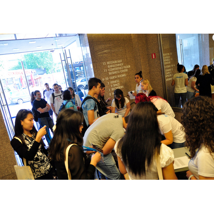 be-it-sn_700x700_pad_478b24840a