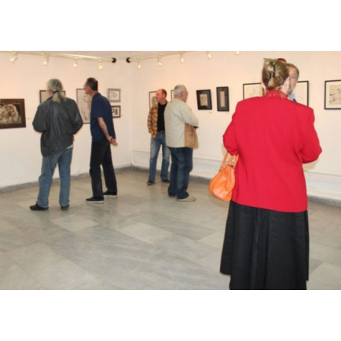 nbu-prepod_700x700_pad_478b24840a