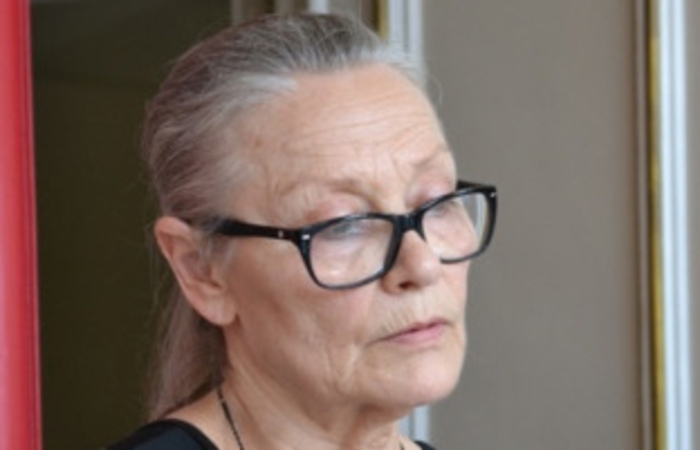 tumblr-inline-noxwpua7-pd1sxxu4j-540_700x700_fit_478b24840a