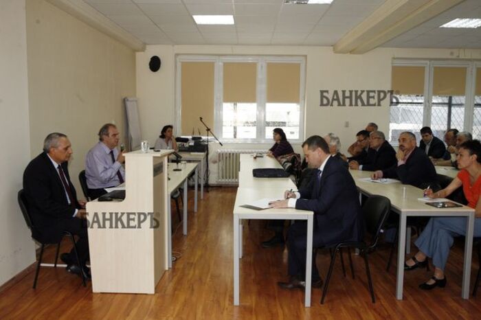 plosyk-kostov-sn_700x700_fit_478b24840a