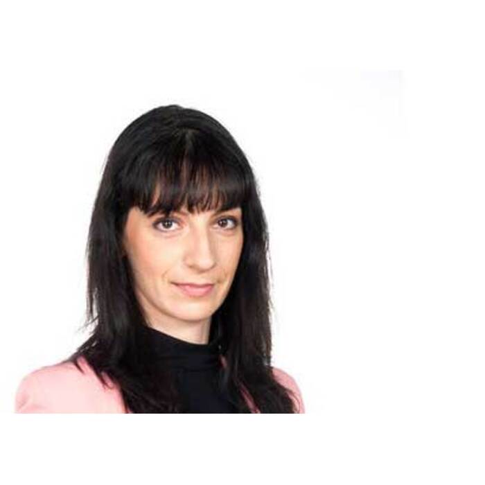 veliana-staneva-sn_700x700_pad_478b24840a