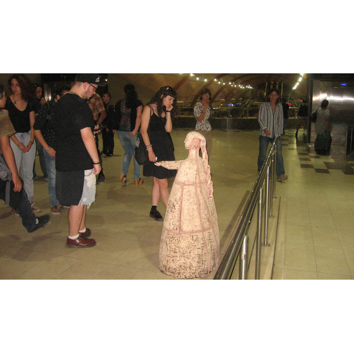 mimi_700x700_pad_478b24840a