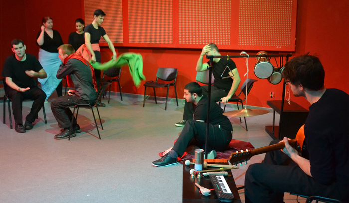 playback-new_700x700_fit_478b24840a