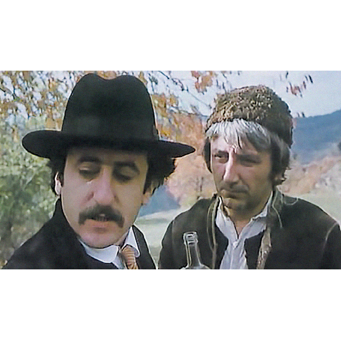 bm_700x700_pad_478b24840a