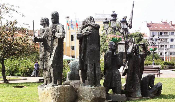 izqshtni1_700x700_fit_478b24840a