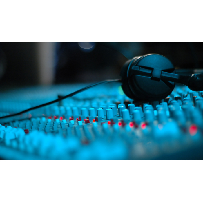 sound_700x700_pad_478b24840a