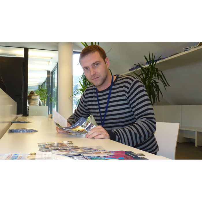 petur1_700x700_pad_478b24840a