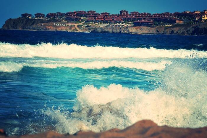 11960177-10204757799567021-5479164125976146785-n_700x700_fit_478b24840a