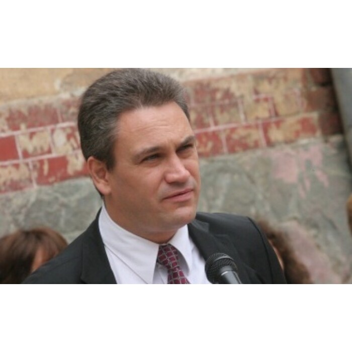 655-402-plamen-georgiev_700x700_pad_478b24840a