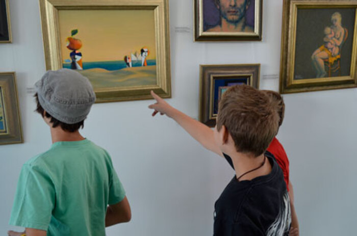 news-98a6ceee336cfb82875a3c34279ae688_700x700_fit_478b24840a