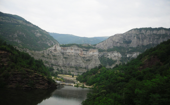 prirodni1_700x700_fit_478b24840a