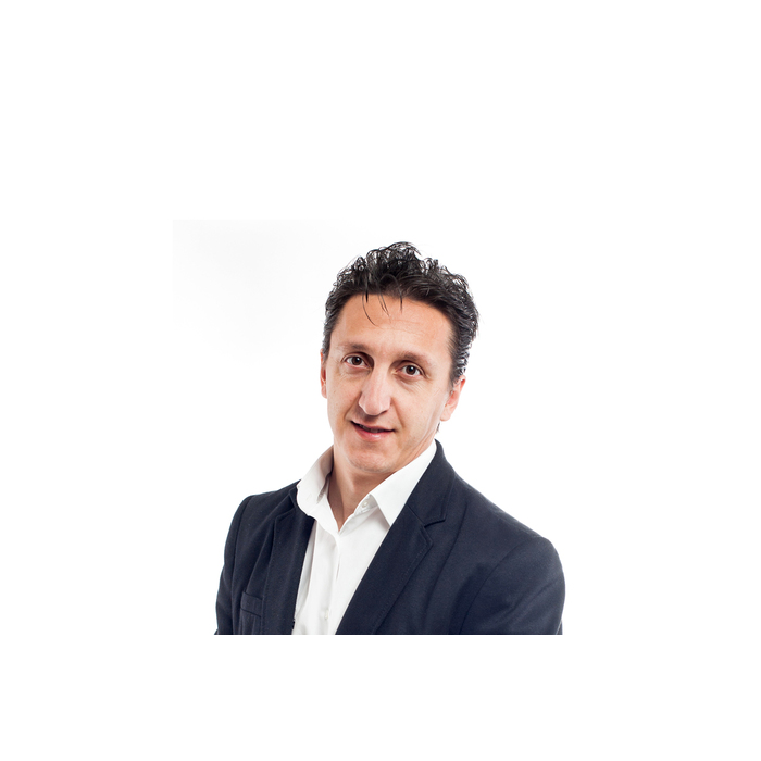 tunio_700x700_pad_478b24840a