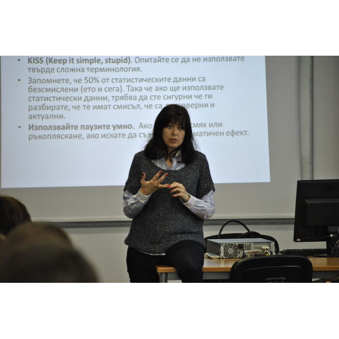 dsc0050_700x700_pad_478b24840a