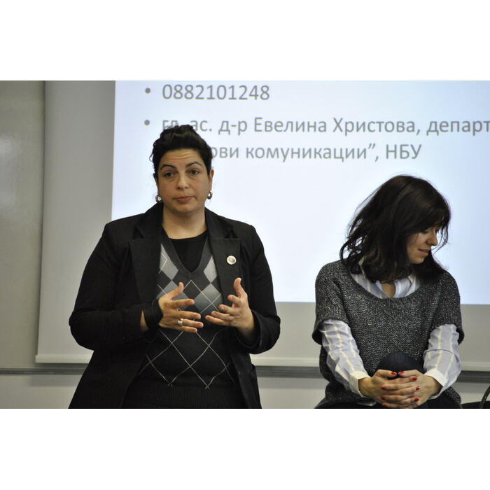 dsc0075_700x700_pad_478b24840a