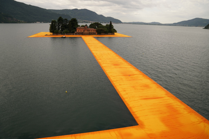 the-floating-piers-the-floating-piers_700x700_fit_478b24840a
