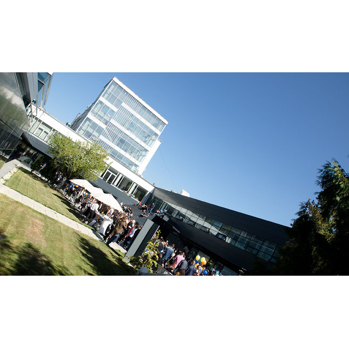 uchastie2_700x700_pad_478b24840a