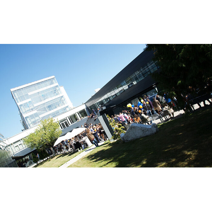 uchastie_700x700_pad_478b24840a