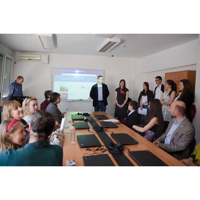 dsc-0037_700x700_pad_478b24840a