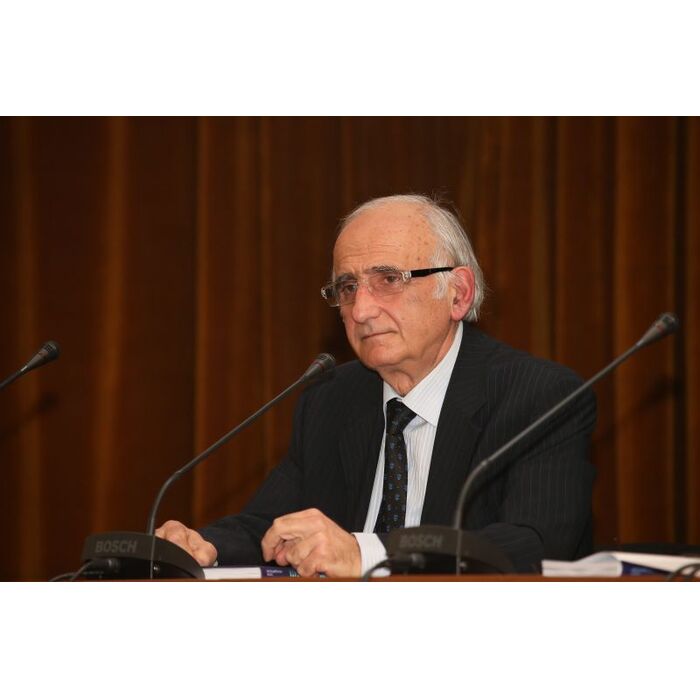 20141029-0005_700x700_pad_478b24840a