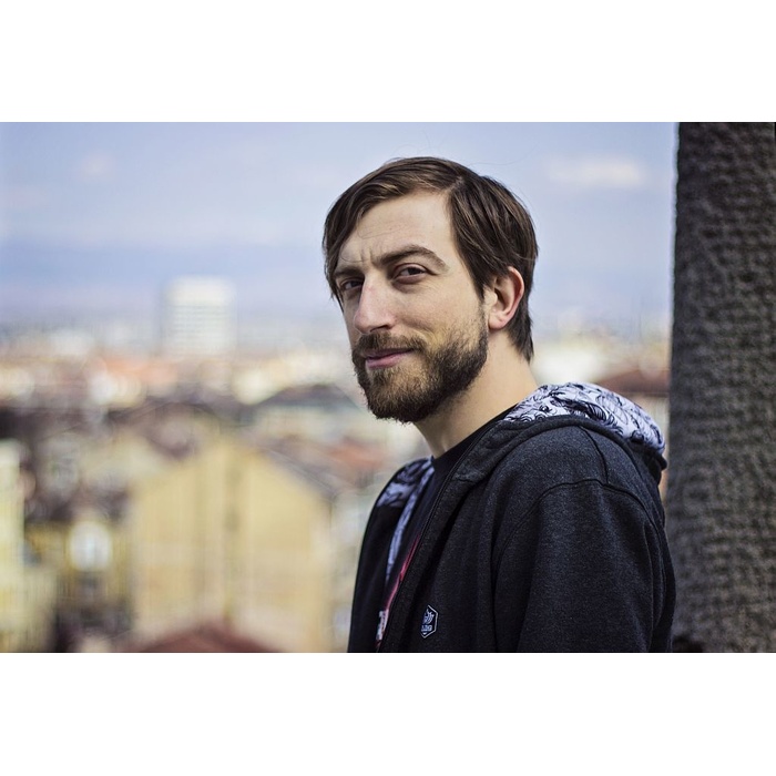 ivan-shopov3-1024-01_700x700_pad_478b24840a