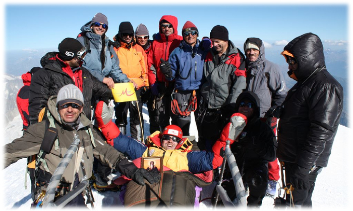 mon-blank_700x700_fit_478b24840a