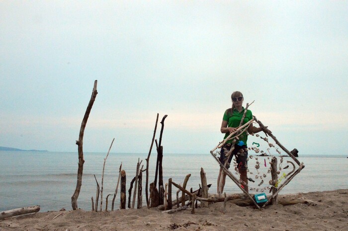 more-v-mola-12_700x700_fit_478b24840a