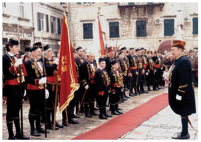 img-3788_700x700_fit_478b24840a