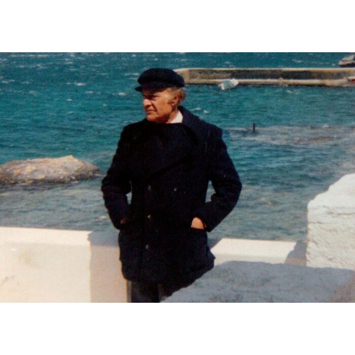 o-elitis_700x700_pad_478b24840a