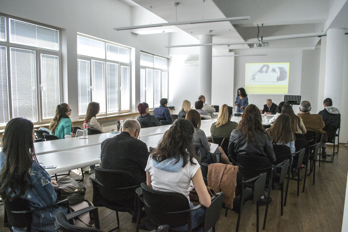 dsc-0060_700x700_fit_478b24840a