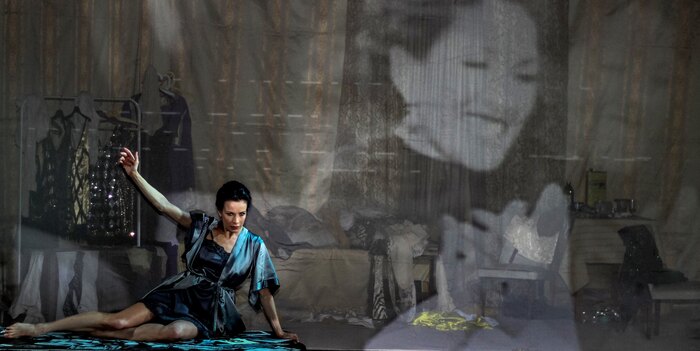 glas_700x700_fit_478b24840a