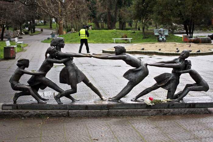 961801_700x700_fit_478b24840a