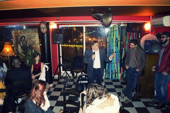 remix1_700x700_fit_478b24840a