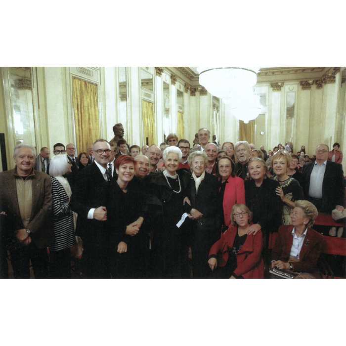 4930_700x700_pad_478b24840a