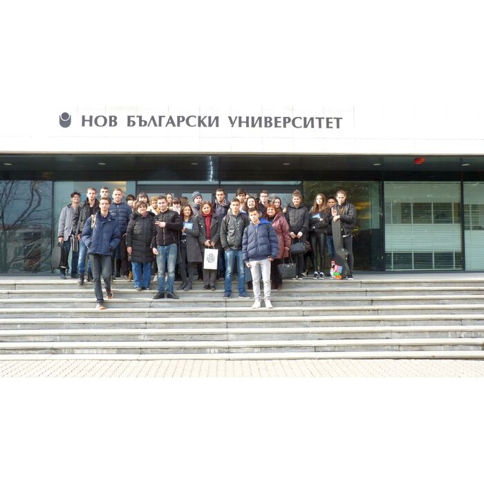 info-01_700x700_pad_478b24840a